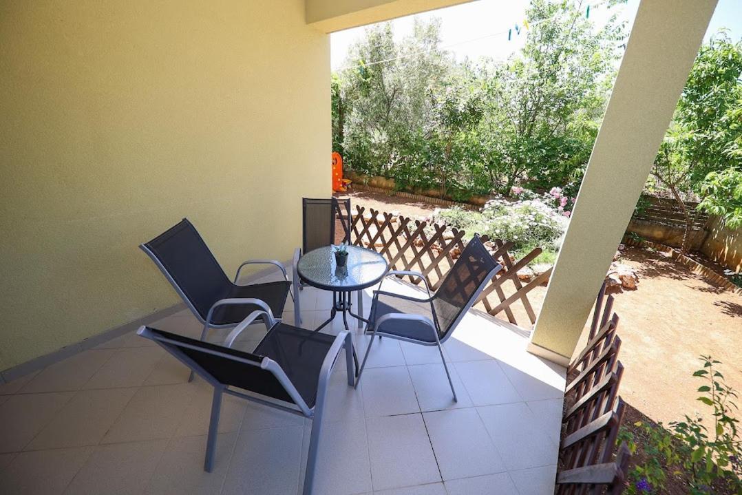 Apartments Kate Муртер Экстерьер фото